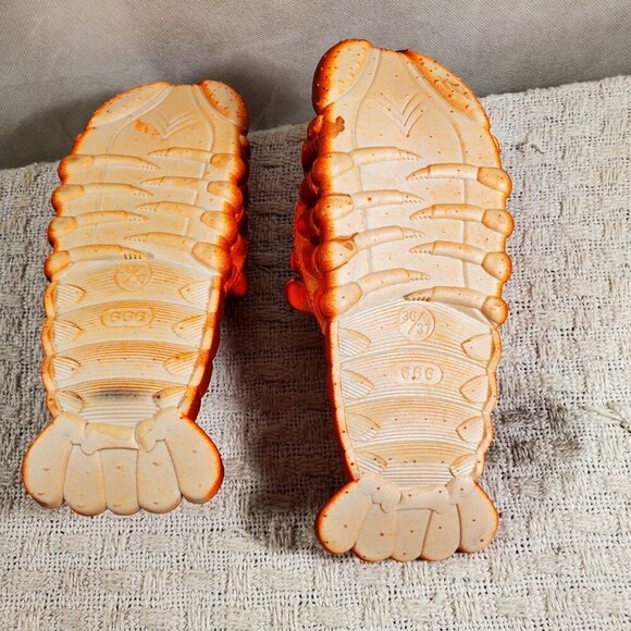 Lobster Slippers, Size 36/37 - Picture 2 of 2